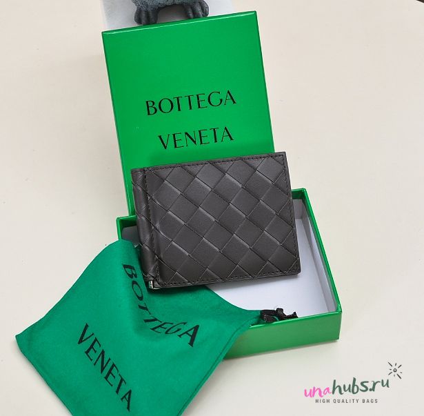 Bottega Veneta Intrecciato Short Wallet Dark Brown 11×9cm - 1