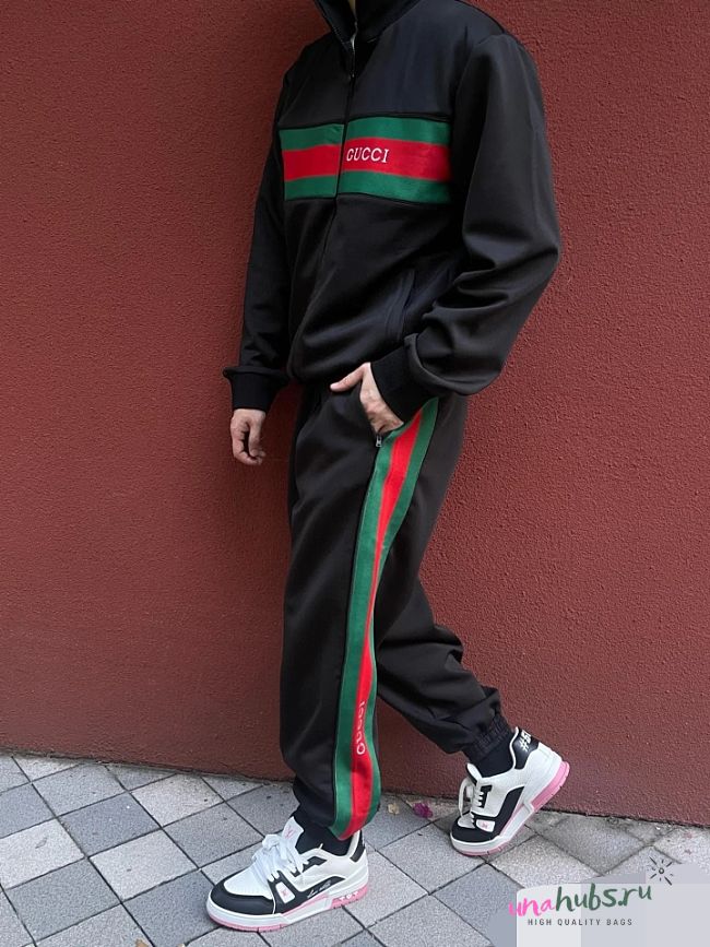 Gucci Men Black Sport Set - 1