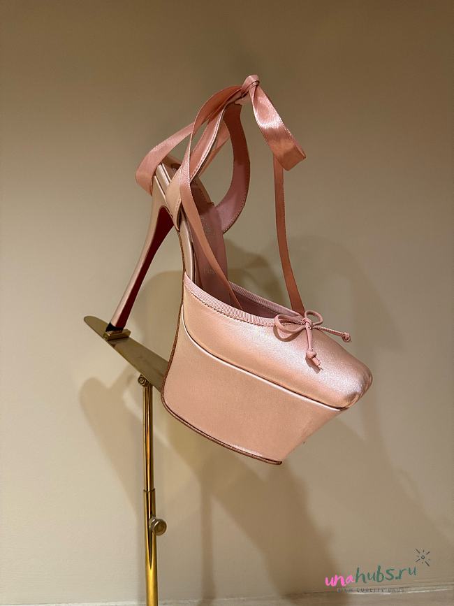 Christian Louboutin Cassia Lace Up - 150 mm Strappy pumps - 1