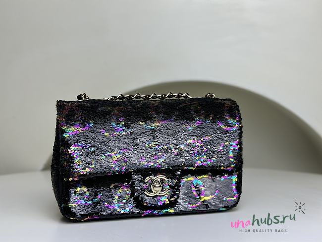 Chanel Evening Mini Cc Logo Multicolor Sequin Flap Bag - 20x15x7cm - 1