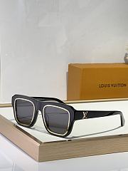 Louis Vuitton Legacy Square Large Sunglasses - 3