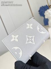 Louis Vuitton Lisa Wallet - 9 x 11.5 x 1.5CM - 3