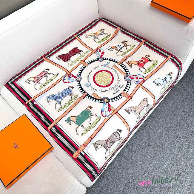 Hermes Multi-colored - Silk Scarves 88.5 x 88.5cm - 1