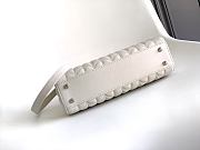 	 Bvlgari Serpentine White Duo Top Handle - 21.5 X 15 X 6cm - 2