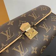 Louis Vuitton Pochette Camille Monogram Canvas - 20.5 x 11 x 6 cm - 5