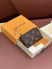 Louis Vuitton Noa Key Holder M83612 11x7x1.5cm - 3