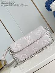 Louis Vuitton Wallet on Chain Ivy Monogram Empreinte Grey Leather - 23.5 x 12 x 4.3 cm - 1