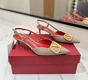 Valentino VLOGO SIGNATURE CALFSKIN SLINGBACK PUMP 40MM  - 1