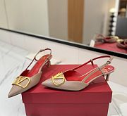 Valentino VLOGO SIGNATURE CALFSKIN SLINGBACK PUMP 40MM  - 2