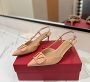 Valentino VLOGO SIGNATURE CALFSKIN SLINGBACK PUMP 40MM 02 - 5