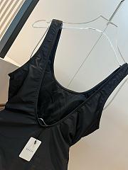 Gucci One Piece With Belt - 5