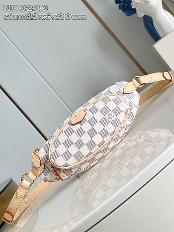 Louis Vuitton Keepit Damier Ebene Bumbag - 12 x 6 x 29cm