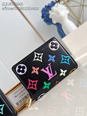 Louis Vuitton x TM Lou Wallet H32 8.5 x 2.2 x 11.5 cm - 1