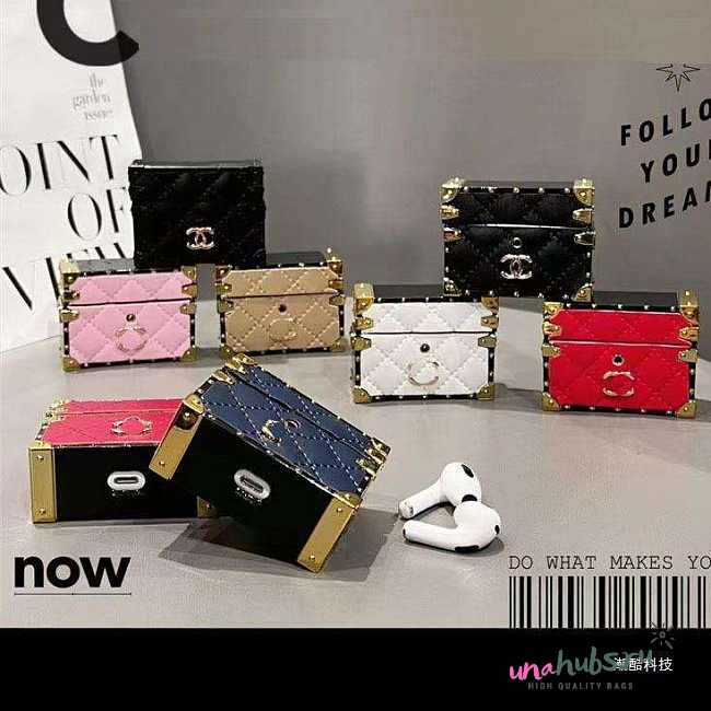 Chanel Air Pod 2,3 Case (CC Logo hidden on the picture) - 1
