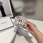 Chanel White CC logo Scrunchies - 4