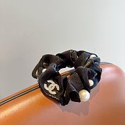 Chanel Black With Pearl Srcunchies - 4