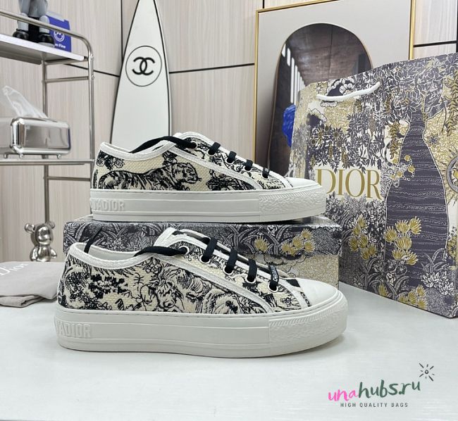 Dior Embroidery Low Top Sneakers - 1
