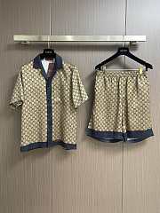 Gucci ‎Printed silk shirt in beige and blue - 1