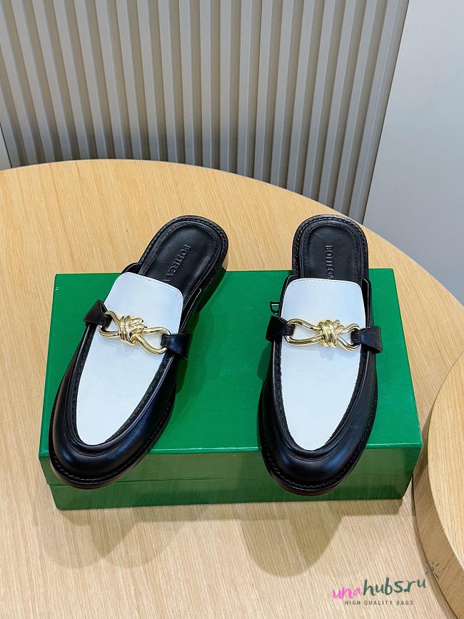 	 Bottega Veneta Astaire Loafer in Black&White - 1