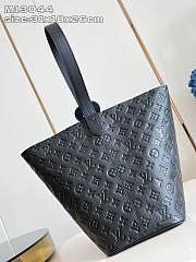 Louis Vuitton All In Black Monogram Empreinte M13044 31 x 18 x 26cm - 5