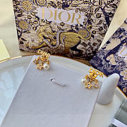 Dior DioREvolution Earrings Gold Finish Metal White Resin Pearls And White Crystals - 5