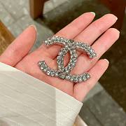 Chanel Crystal and Pearl Brooch - 5