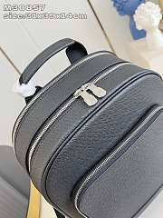 Louis Vuitton Adrian Taïga Backpack - 31x39x14cm - 2