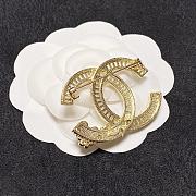 Chanel Gold And Crystal Brooch - 2