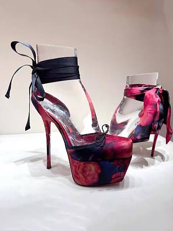 Christian Louboutin Cassia Lace Up Alta 160 mm Strappy pumps - Roses printed crepe satin