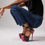 Christian Louboutin Cassia Lace Up Alta 160 mm Strappy pumps - Roses printed crepe satin - 3