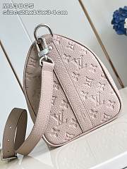 Louis Vuitton Keepall Bandoulière Taurillon Monogram Leather 35   - 2