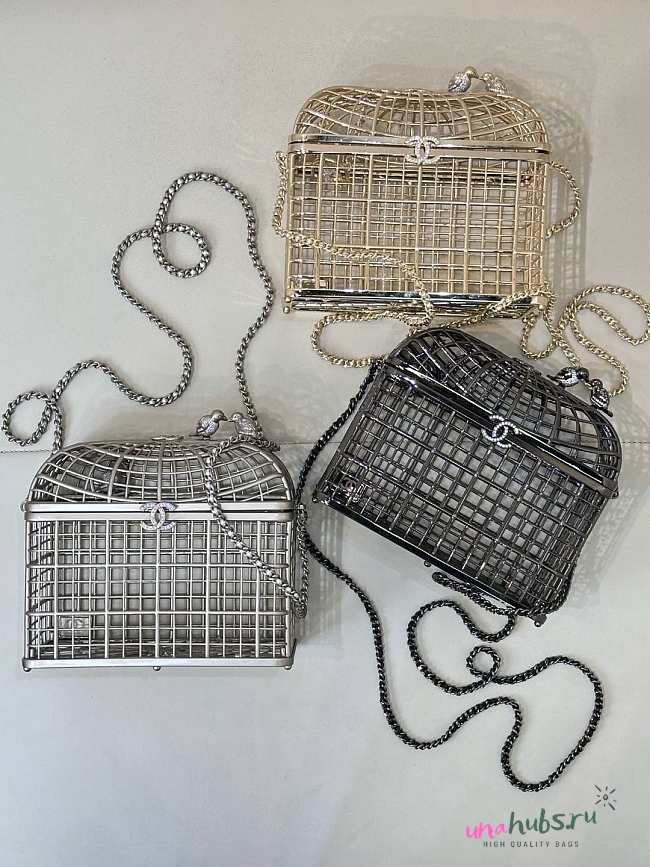 Chanel Birdcage minaudiere, Silver-tone metal & strass, silvery & crystal 16x16x7.5cm - 1