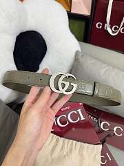 Gucci Reversible belt with Interlocking G buckle in Logo Leather - 2