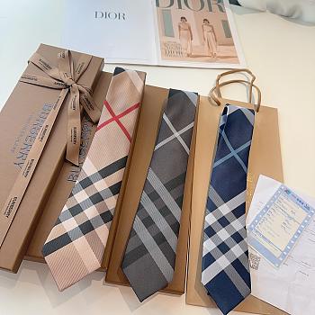 Burberry Classic Cut Check Silk Tie