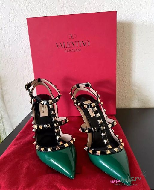 VALENTINO Garavani Rockstud PUMP Green Patent Leather Heels Shoes - 1