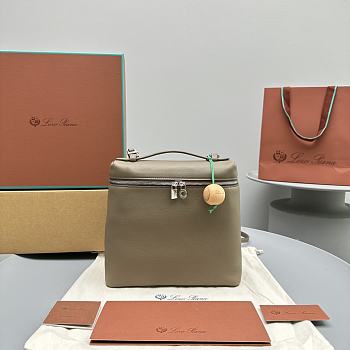 	 Loro Piana Extra Pocket Bag 23×8×22cm