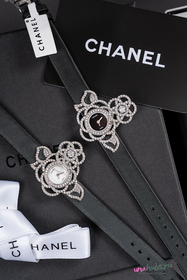 CHANEL Camélia Jewelry Watch - 1