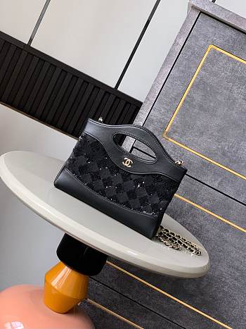  Chanel 31 mini shopping black bag 21x17 x 3.5 cm