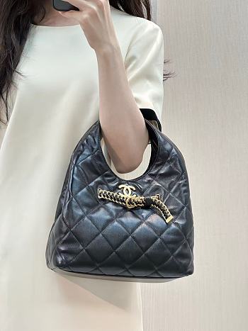 Chanel Hobo In Black Lambskin Tote - 25-20-13cm