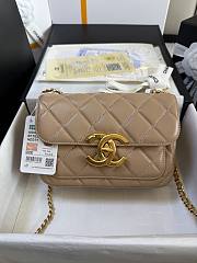 Chanel Mini flap bag, Shiny lambskin & gold-tone metal 20cmX8cmX11cm - 6