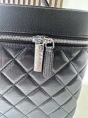 Chanel Vanity in Black Caviar Bag -  25*16*18cm - 5