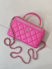 Chanel Vanity In Dark Pink Lambskin Handle - 9.5x17x8cm - 4
