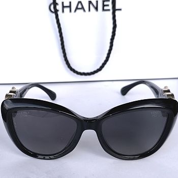 Chanel Charming Heart Sunglasses