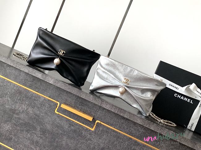 Chanel Clutch with chain - 14x24 x 5cm - 1