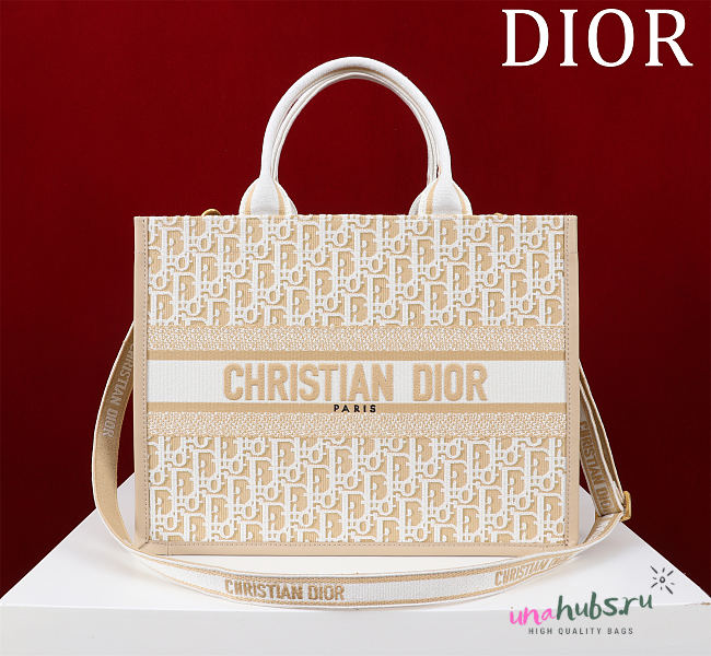 	 Dior Medium Book Tote Yellow Dior Oblique Chambray Embroidery and Latte Calfskin - 36*28*16cm - 1