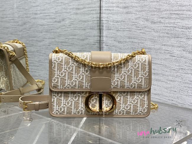 Dior 30 Montaigne East-West Bag with Chain in Beige - 25x16.5x8cm - 1