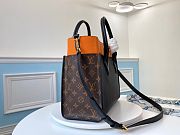 Louis Vuitton On My Side MM Bag NOIR OBSCUR - 30.5 x 24.5 x 14 cm - 3