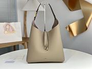 Chooe Marcie Hobo bag in grained leather - 36x29x10cm - 4