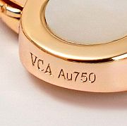Van Cleef and Arpels Pure Alhambra Mother-of-Pearl Yellow Gold Bracelet - 5