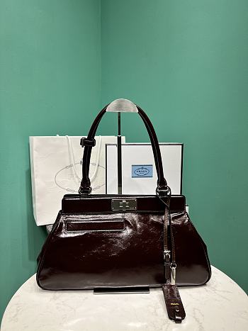 Prada Medium Leather Tote Bag - 38x21x8cm